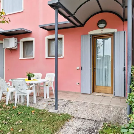 Lovely With Fenced Garden And Pool Бибионе